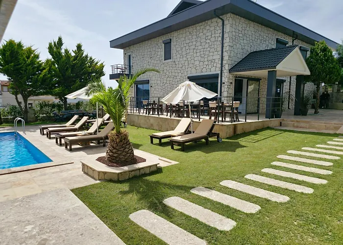 Wind Of * Чешме